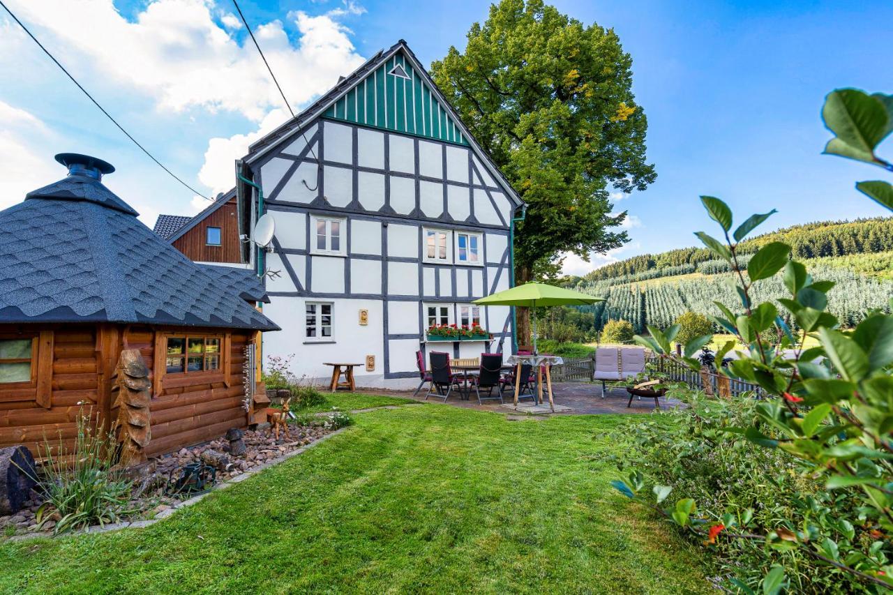 Ortmanns Eulennest Villa Finnentrop Exterior photo
